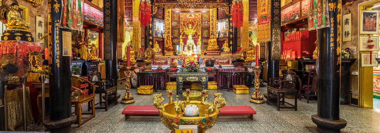 Interior of Leong San See Temple main hall